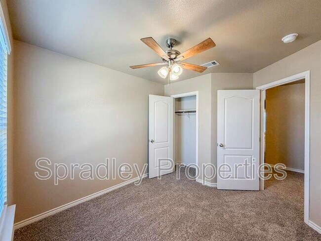 Building Photo - 4810 Deep Drive