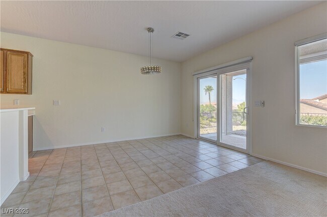 Building Photo - 2576 Chasma Dr