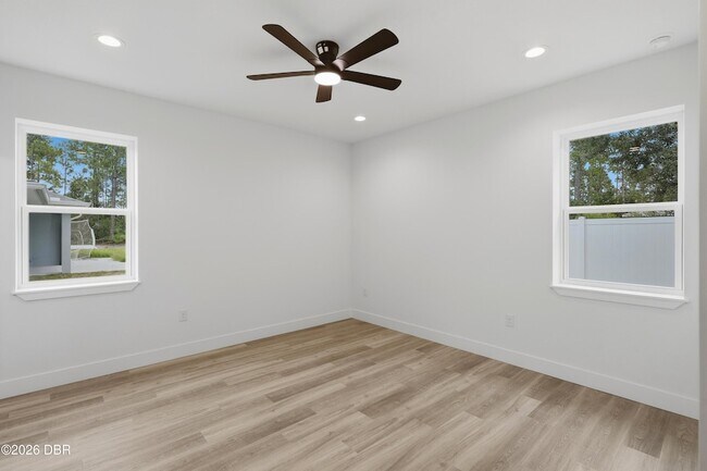 Building Photo - 8 Second Path Unit A