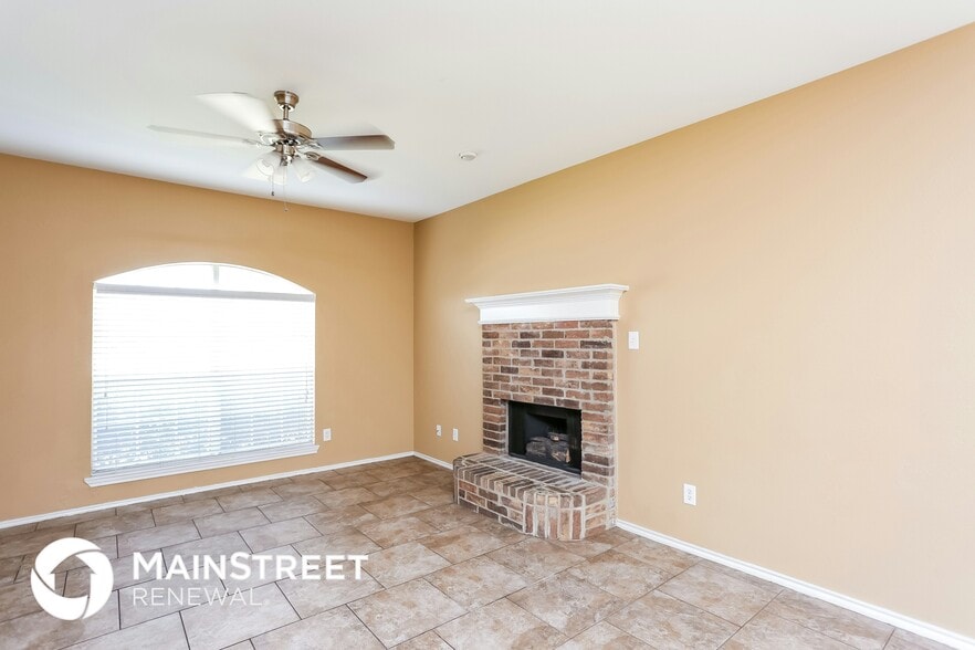 Building Photo - 1512 Yellowbird Ct