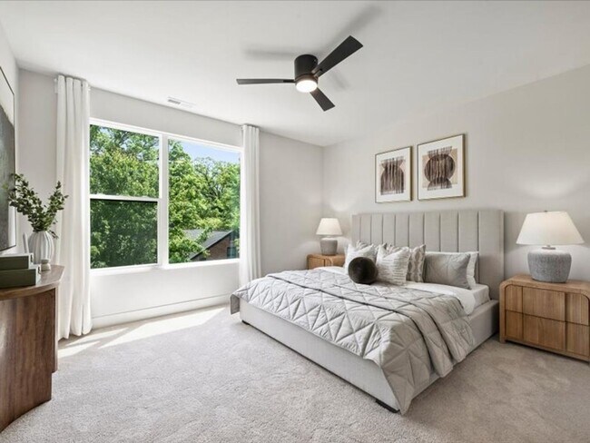 Building Photo - Modern Luxury Townhomes in Charlotte, NC.