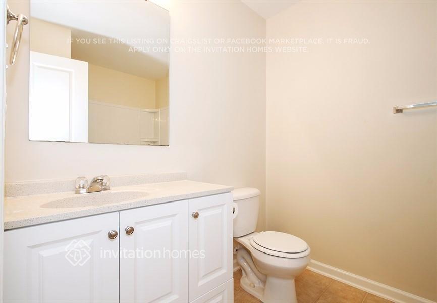 Building Photo - 5016 Broad Leaf Ct