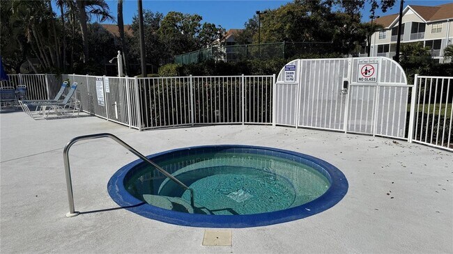 Building Photo - 850 S Tamiami Trl