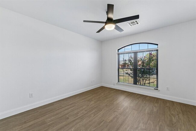 Building Photo - 2708 NW 168th St