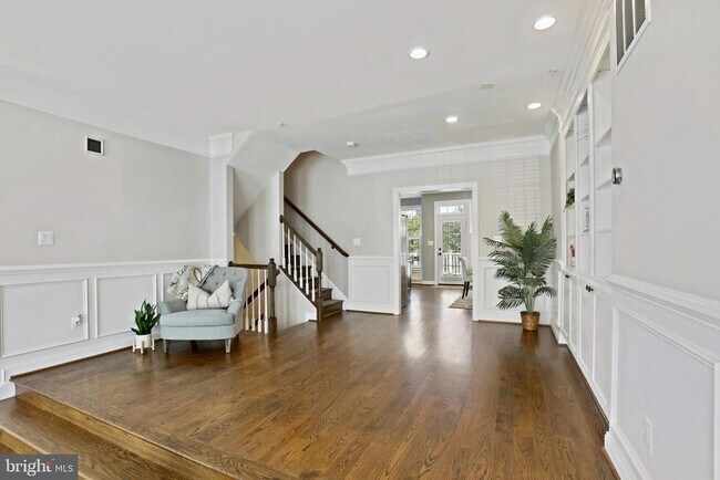 Building Photo - 42997 Mill Race Terrace