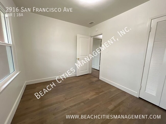 Building Photo - Charming 3 Bedroom House in Wrigley Area