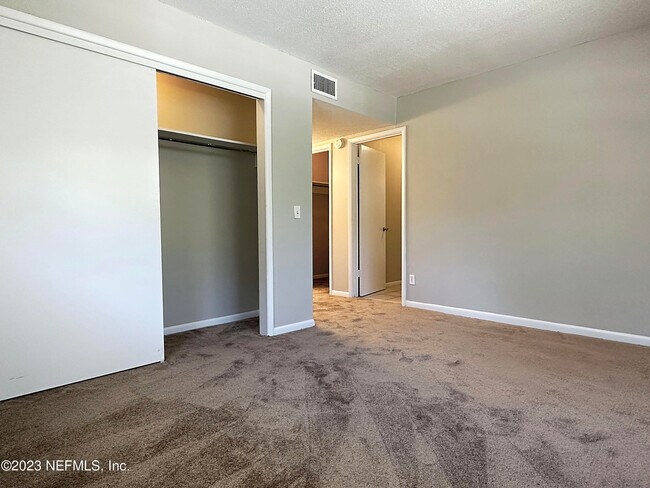 Building Photo - 4390 Herschel St