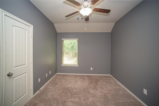 Building Photo - 1701 Chestnut Glen Ct
