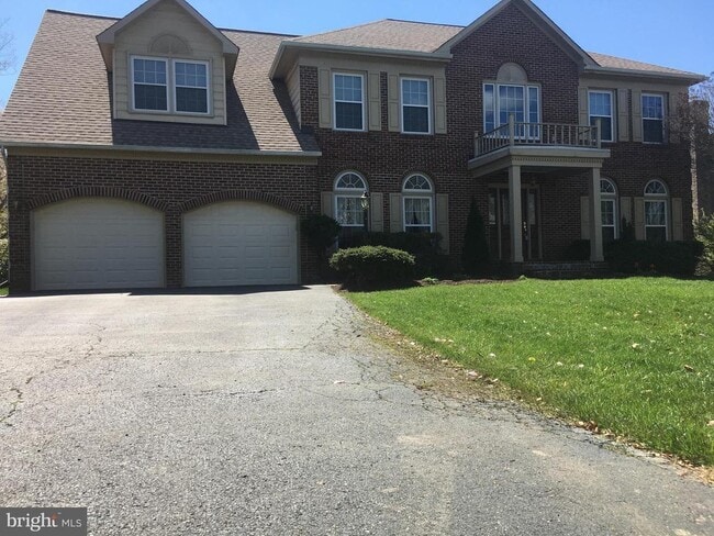 Building Photo - 5430 Ashleigh Rd