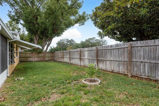 Building Photo - 3511 Calera Dr