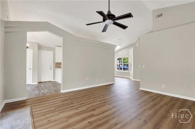 Building Photo - 900 Osprey Dr