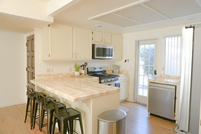 Building Photo - 82186 Bergman Dr