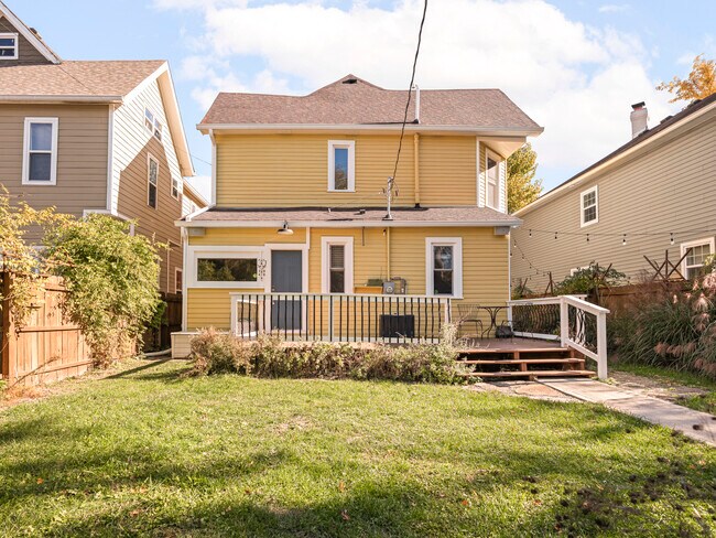 Building Photo - 622 N Hamilton Ave