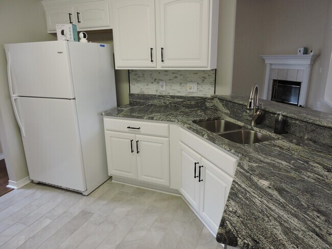 Building Photo - 5831 Buckskin Ct