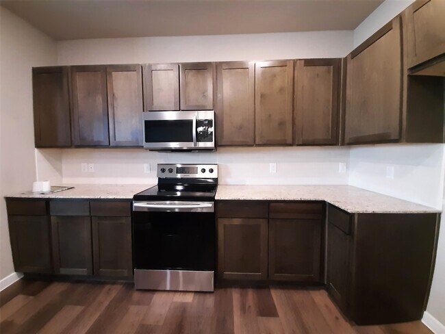 Building Photo - 25132 Pacific Wren Dr