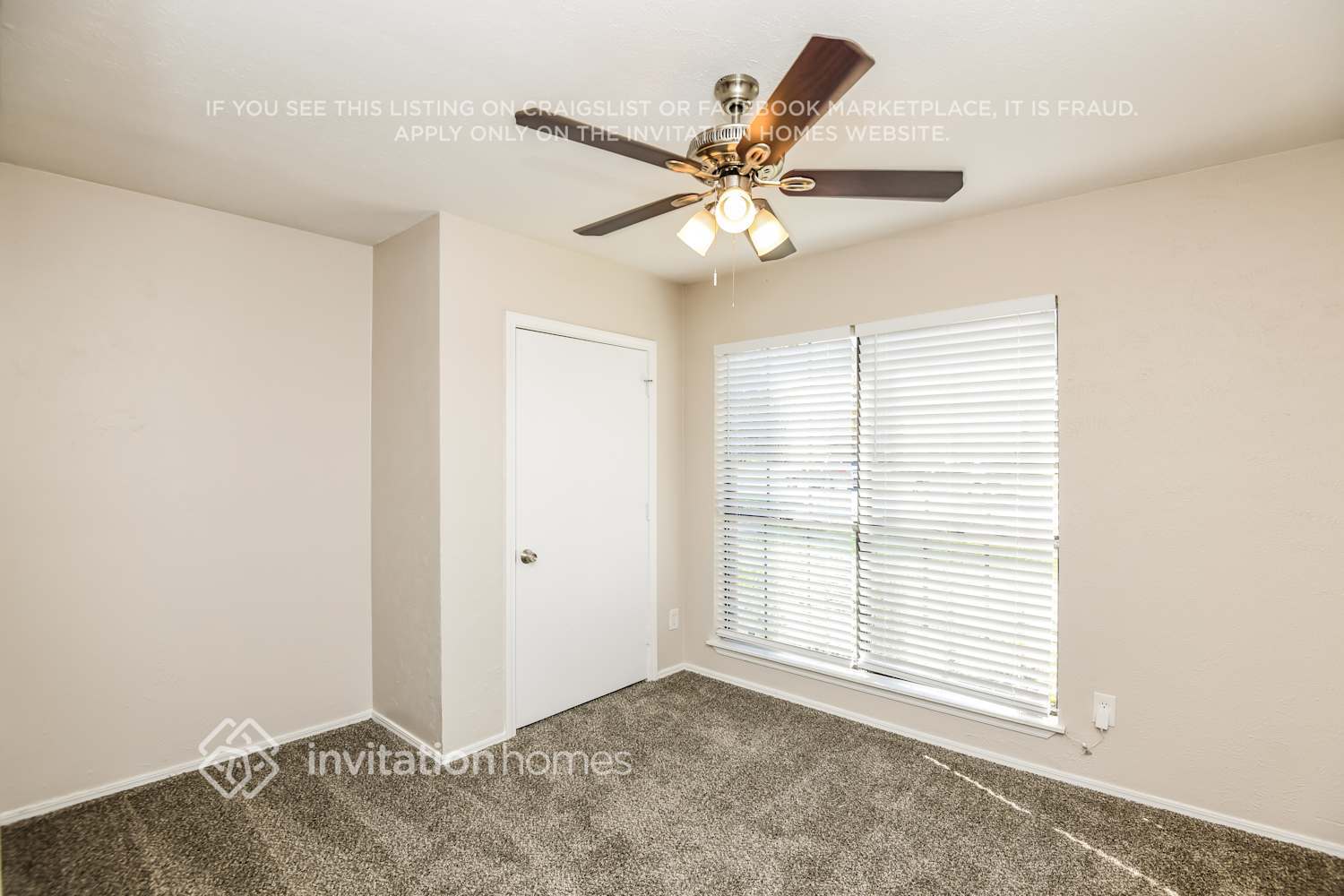 Building Photo - 4245 Periwinkle Dr