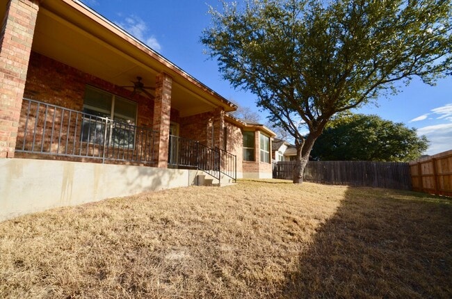 Building Photo - BEAUTIFUL New Home Available NOW!