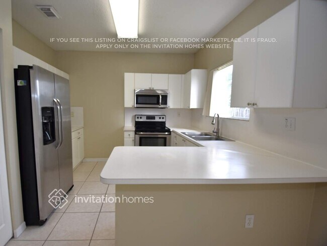 Building Photo - 9593 SW 162nd Ct