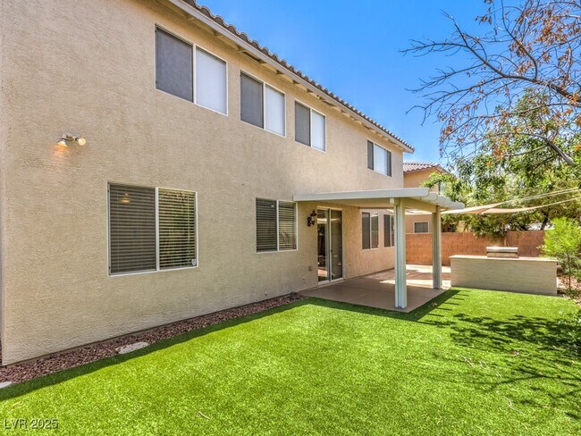Building Photo - 4133 N Perfect Lure St