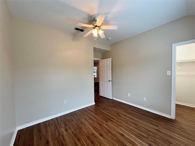 Building Photo - 122 Sunburst Ct