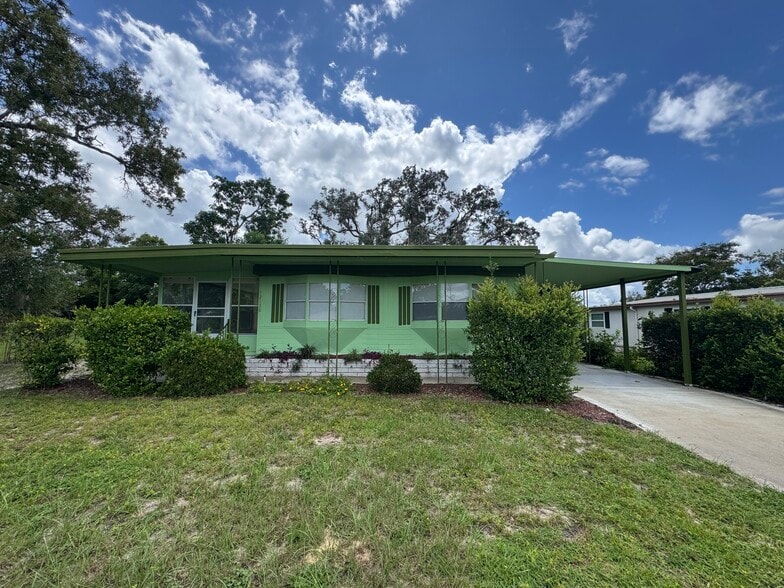 Primary Photo - 12136 Fairway Ave