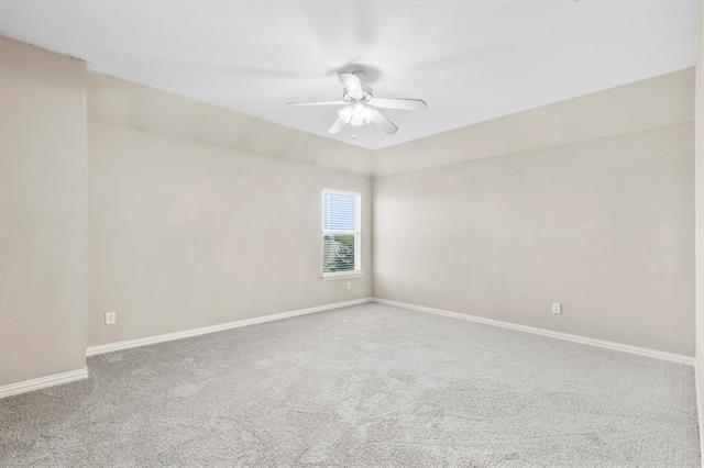 Building Photo - 8008 Raintree Dr