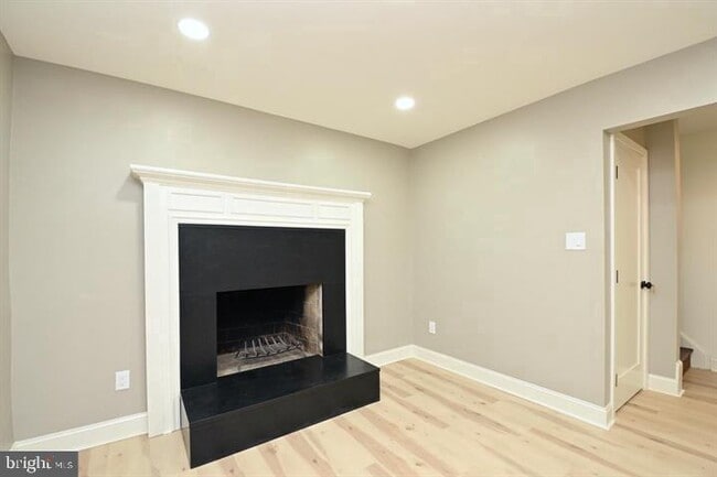Building Photo - 4702 Forestdale Dr