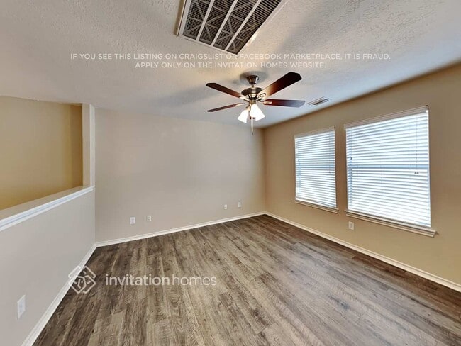 Building Photo - 308 Glade Bridge Ln