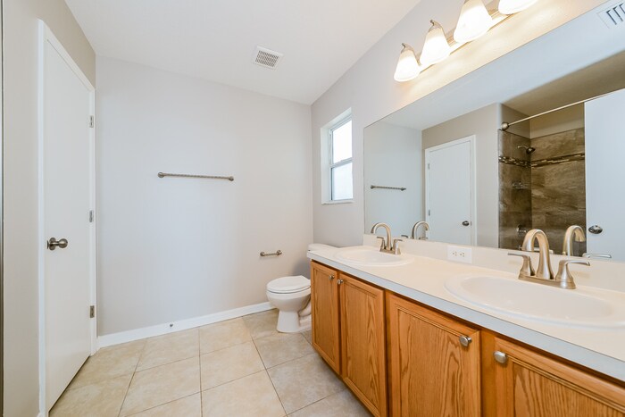 Building Photo - 13605 Botany Bay Ct