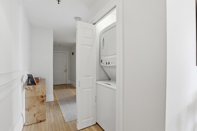 Building Photo - 390 Commonwealth Ave