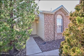 Building Photo - 2256 Tierra Alegre Way