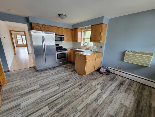 Building Photo - 2306 N 75th Ave