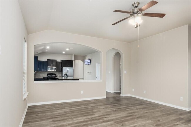 Building Photo - 3123 Hurst Green Ln