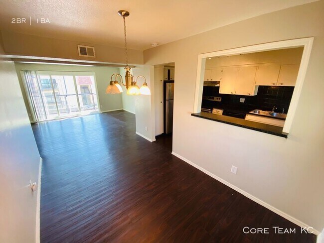 Primary Photo - Kendal 2 Bedroom Apartment!