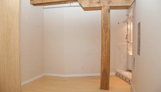 Building Photo - 56 W Gay St