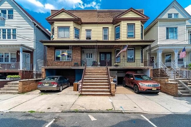 Primary Photo - 79 W 16th St