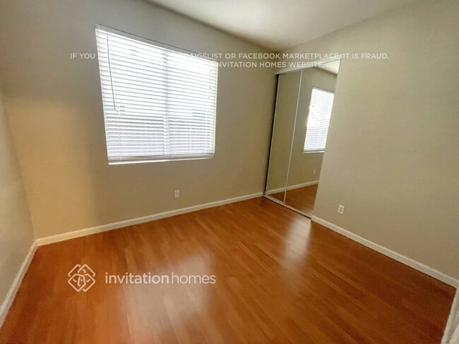 Building Photo - 4720 Canyon Hills Dr