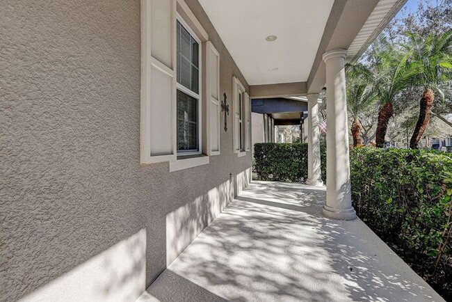 Building Photo - Experience Resort Living in Grand Hampton!