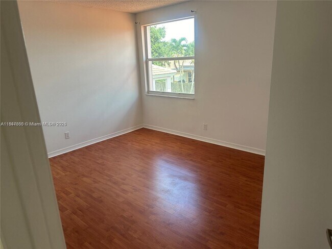 Building Photo - 13274 NW 15th Ct