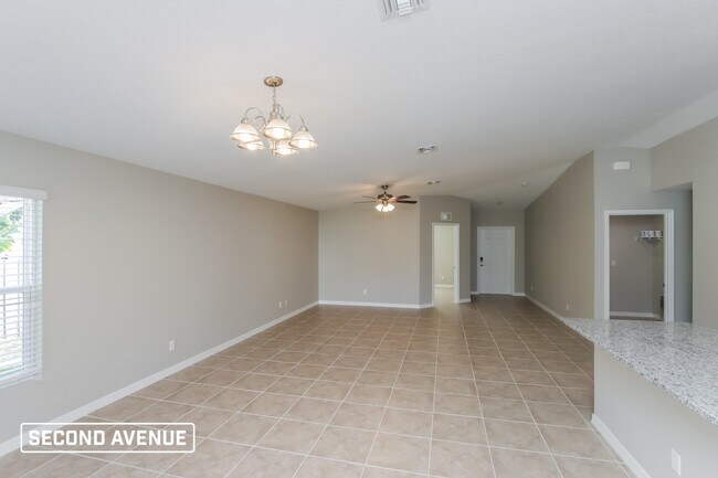 Building Photo - 3212 HALACKA AVE SE