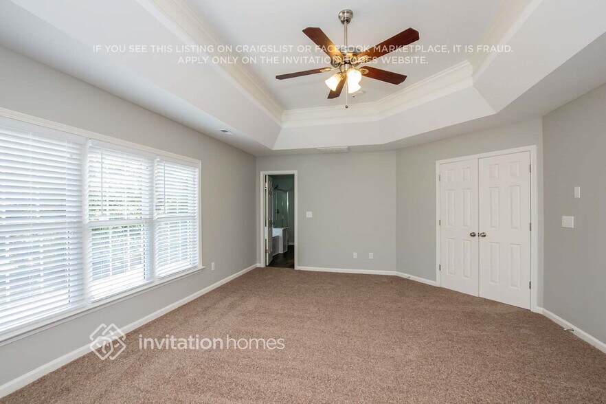 Building Photo - 17136 Knoxwood Dr