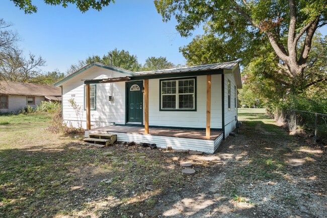 Building Photo - 502 Milam Ave