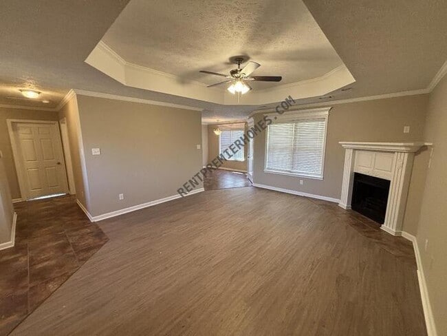 Building Photo - 2805 Southfork Dr