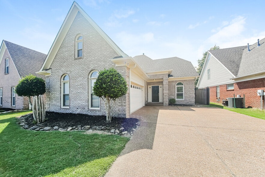 Primary Photo - 6423 Cheyenne Dr