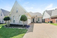 Building Photo - 6423 Cheyenne Dr