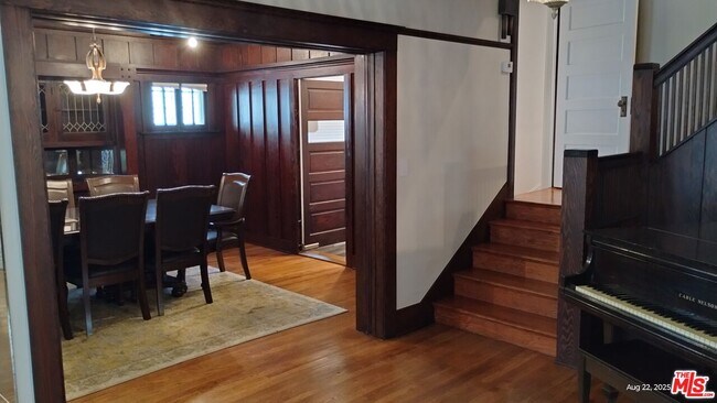 Building Photo - 2656 Van Buren Pl