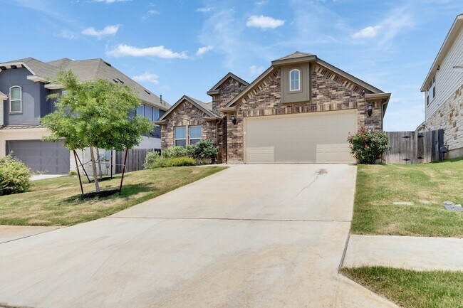 Primary Photo - 175 Short Leaf Dr