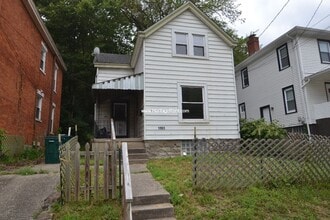 Building Photo - Great North Fairmount 3 bedroom single fam...