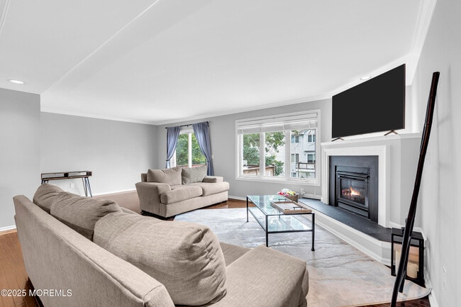 Building Photo - 203 Muskflower Ct