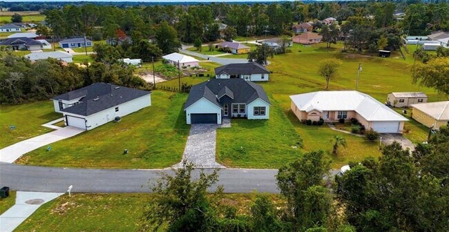 Building Photo - 15683 SW 49th Avenue Rd